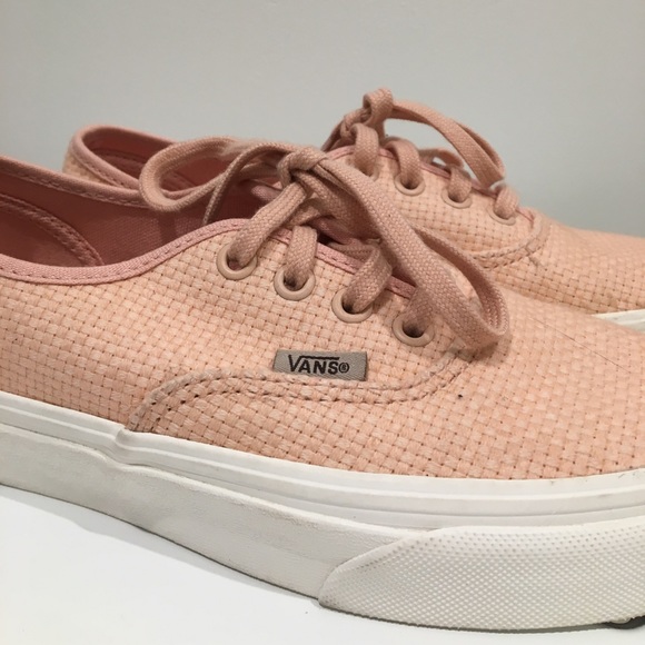 Vans Shoes - Vans authentic lace up
